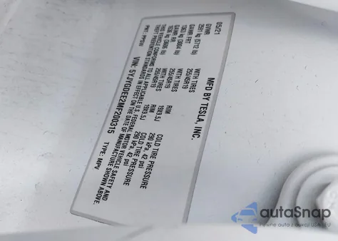 2021 Tesla Model Y Long Range Dual Motor All-Wheel Drive z USA, uszkodzony, nr VIN 5YJYGDEE2MF200315